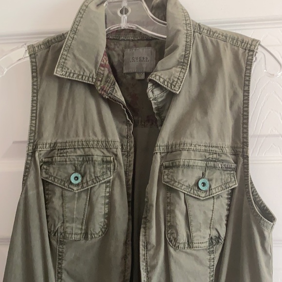 Beautiful one piece Guess khaki - Picture 2 of 5